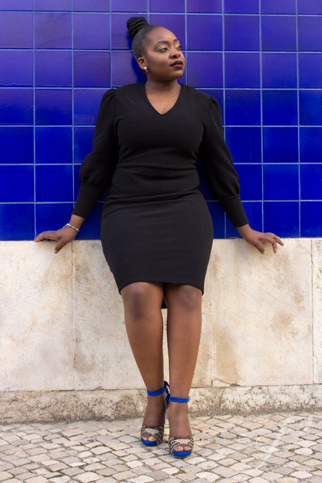 model-african-lisbon-fashion-tiles-blue